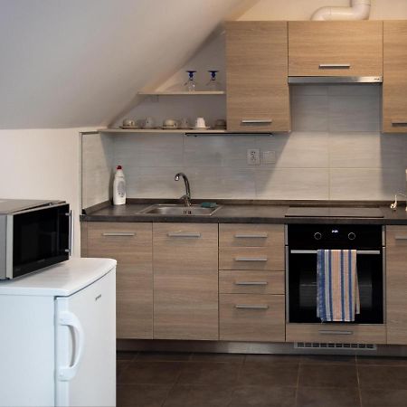 V Sadu Apartment Lysa nad Labem Ngoại thất bức ảnh