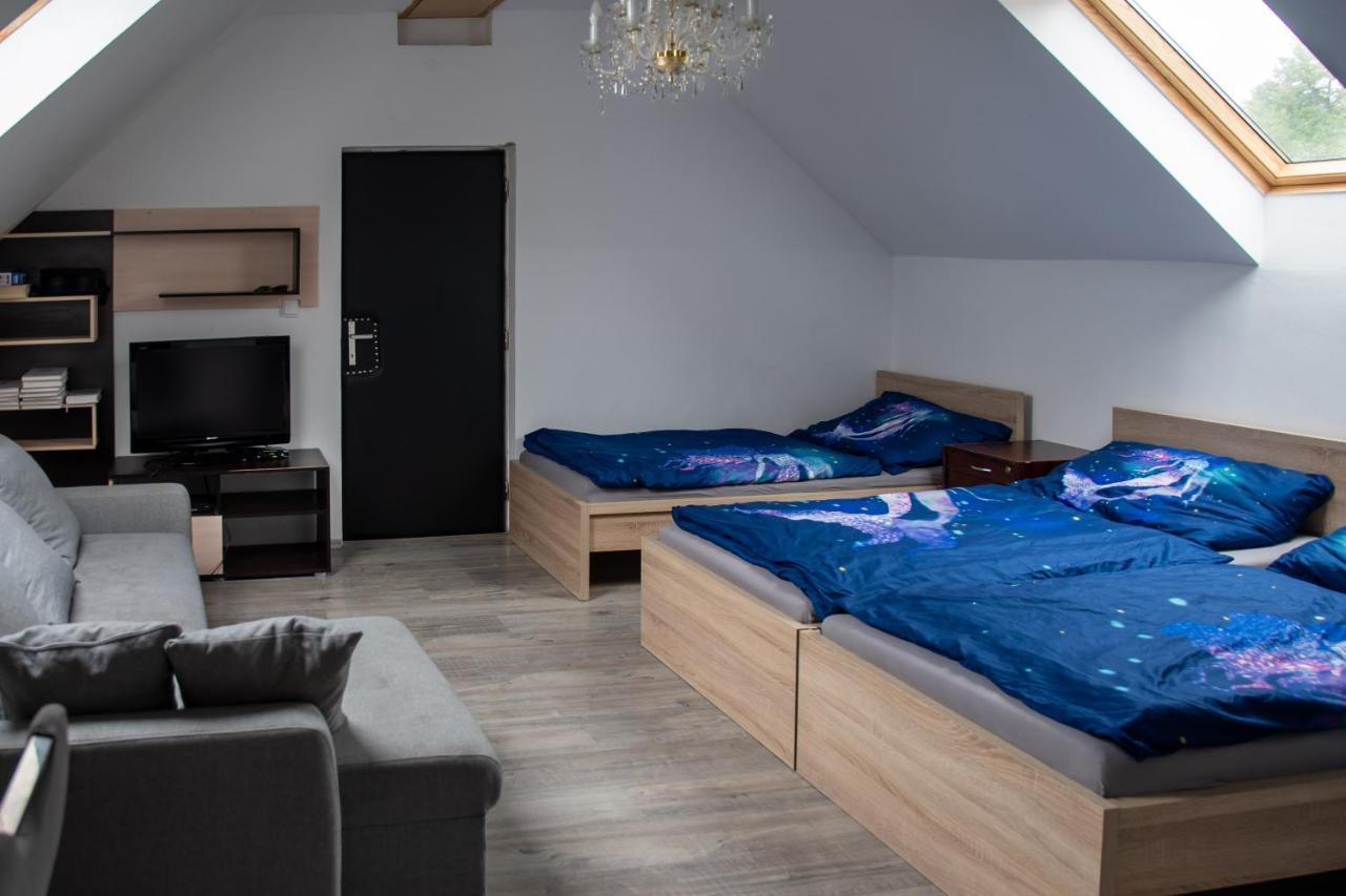 V Sadu Apartment Lysa nad Labem Ngoại thất bức ảnh