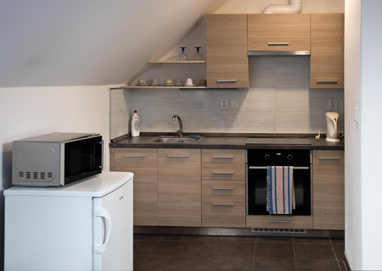 V Sadu Apartment Lysa nad Labem Ngoại thất bức ảnh